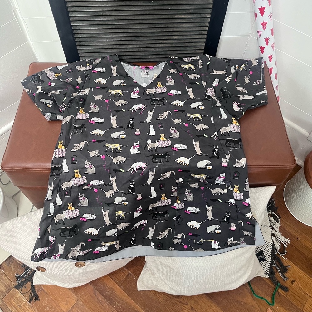 Vera Bradley Scrub Top
